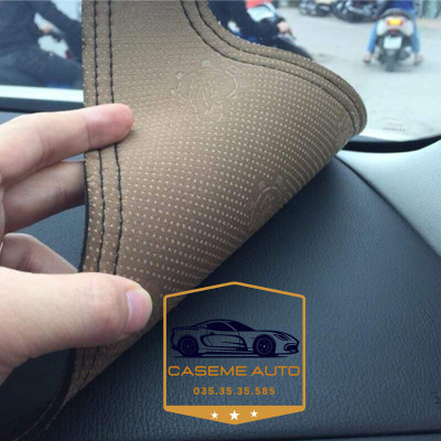 [MITSUBISHI XPANDER] Thảm Taplo 3 Lớp Dành Cho Xe MITSUBISHI XPANDER, Nhung Lông Cừu Và Da Vân Carbon Cao Cấp - Hàng Chính Hãng