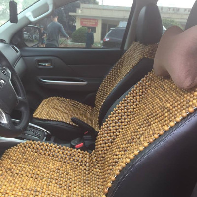 Đệm Lót Ghế Xe Ô Tô Hạt Gỗ Bách Xanh Cao Cấp ( video , hình thật )