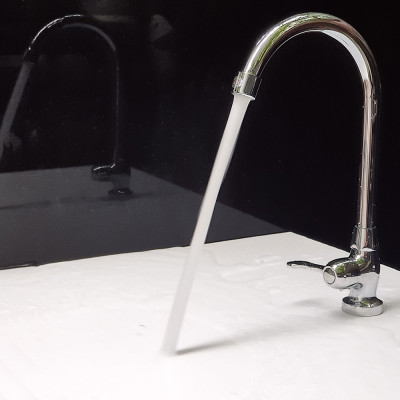 Vòi rửa chén lạnh Đồng mạ Chrome Eurolife EL-RC05 (Trắng bạc)