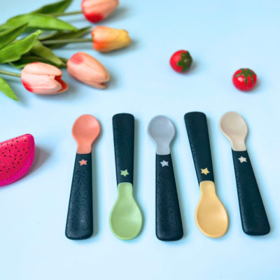 Thìa Tập Ăn Bề Cho Bé Tommee Tippee Easigrip Từ 6 Tháng (Bộ 5 Thìa)