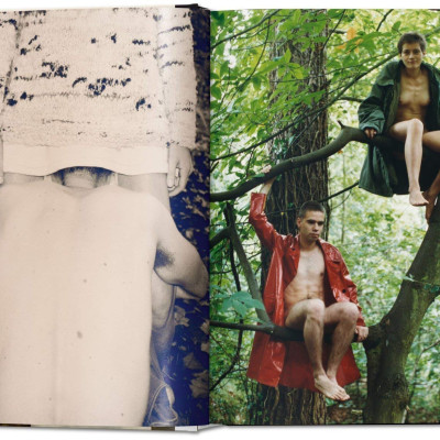 Sách ngoại văn: Wolfgang Tillmans. four books. 40th Ed