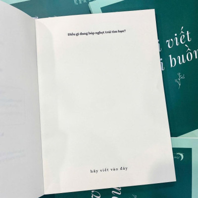 Sách - Nơi Viết Nỗi Buồn - AZ Việt Nam