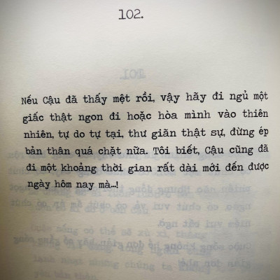 Sách - Nhân gian trà hoa