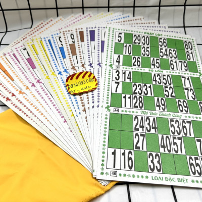 Bộ Đồ Chơi Lô Tô Bằng Giấy 16 Tờ Kèm 90 Số Bingo Bằng Gỗ Và Túi Vải, Cờ Lô Tô Giải Trí Giá Rẻ