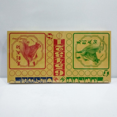 Bàn Cá Ngựa Lớn Có Cờ