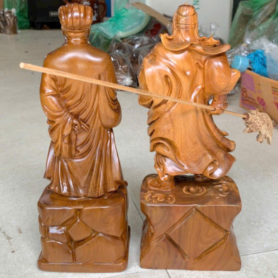 Combo cặp tượng văn võ song toàn khổng minh gia cát lượng và quan công bằng gỗ bách xanh thơm nức kt cao 30x11x9cm
