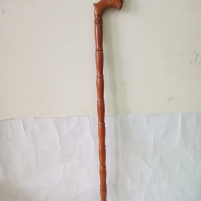 Gậy batoong gỗ hương chống trượt cho người già