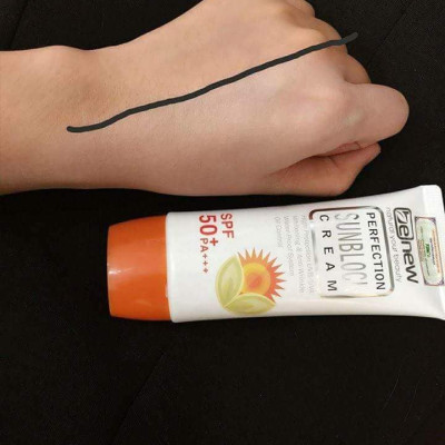 Kem chống nắng trắng da Benew Perfection Hàn Quốc 50ml + Móc khoá