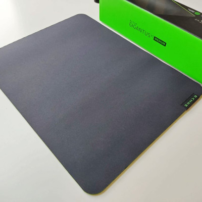 Miếng lót Chuột Razer Gigantus V2 [Mới, hàng chính hãng]