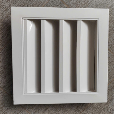 Miệng gió nan Z louver 450x450 kèm lưới chắn côn trùng lắp lỗ thông gió