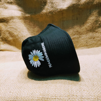 Nón Bo cánh hoa úa tàn