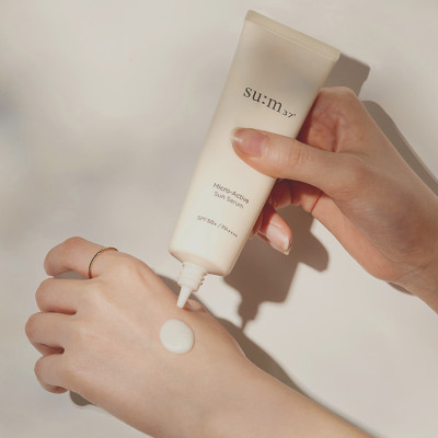 Tinh chất chống nắng dưỡng ẩm và dịu nhẹ Su:m37 Micro-Active Sun Serum 
