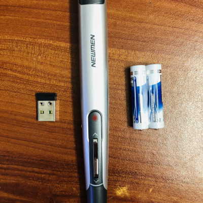 Bút trình chiếu Newmen P012 _Hàng chính hãng