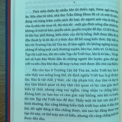 Chuyện nghề phán xử- những dòng chảy của ký ức