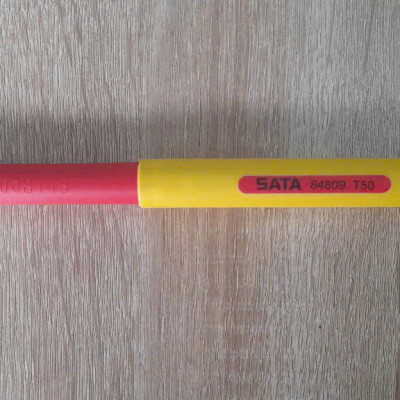 Cờ lê đầu sao torx T50 x 215mm cách điện 1000V VDE SATA 84809