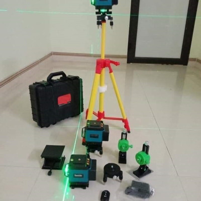 Máy cân bằng tia laser RAKUTEN 555 Máy bắn cốt, máy cân mực, Máy đánh thăng bằng laser 5 tia xanh thế hệ mới 2021