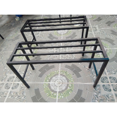 Kệ kê chậu cây ban công sân thượng. Dài 80cm. Rộng 20-25-30cm. Cao 30-40-50-60cm. 1,2,3 nan phụ giằng chân. hộp thép 2x2cm ( Hàng Chính Hãng )