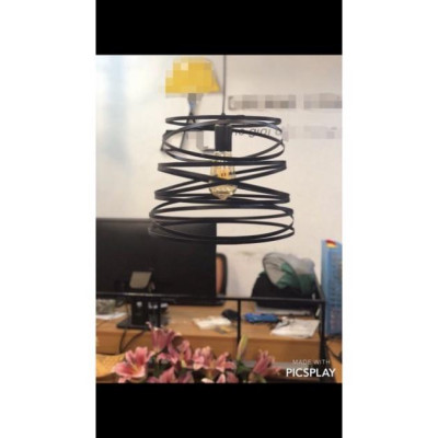 Đèn thả lồng sắt tô điểm bàn ăn, quán cafe DT