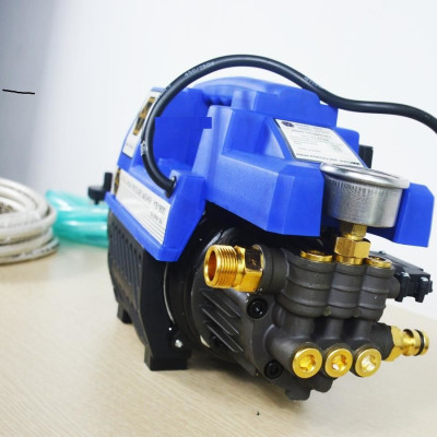 Máy rửa xe YASU 1800W tặng bình bọt tuyết