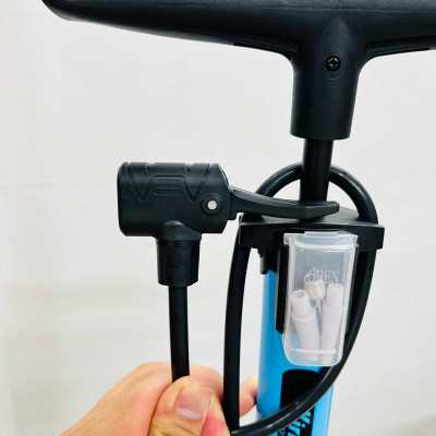 Bơm xe đạp, xe máy, ô tô thương hiệu Kirito nhật bản cao cấp mã 6038B - Bơm chân ngang KRT