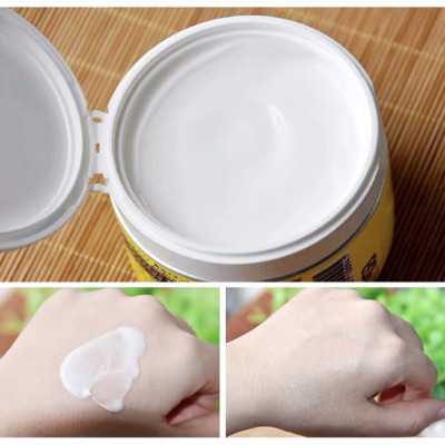 Kem dưỡng da cấp ẩm dầu ngựa Loshi Nhật Bản 220g