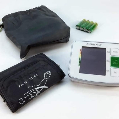 Máy Đo Huyết Áp Bắp Tay MEDISANA BU512 Hàng Chính Hãng