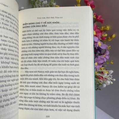 TRÁI TIM, HƠI THỞ, TÂM TRÍ (HUẤN LUYỆN TRÁI TIM ĐỂ CHẾ NGỰ STRESS VÀ VƯƠN TỚI THÀNH CÔNG) - Leah Lagos - Hoàng Đức Long - Nhã Nam - NXB Thế Giới.