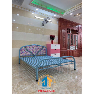 Giường sắt 1m6 x 2m bảo hành 1 năm - MÀU XANH