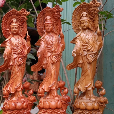 Tượng phật bà quan âm bồ tát bằng gỗ hương đá liền khối kt 30×9×10cm