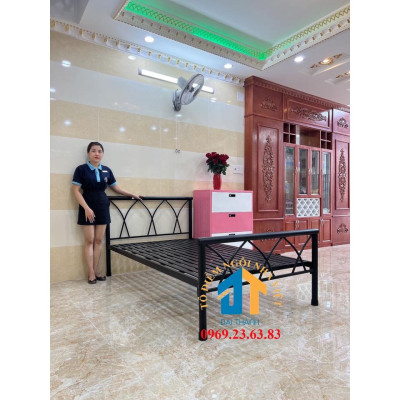 Giường sắt szie 1mx2m giá rẻ kiểu đan chéo