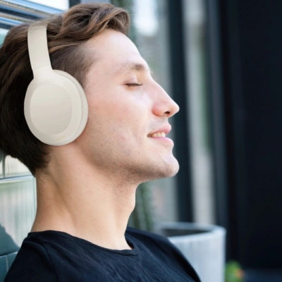  Tai nghe chụp bluetooth không dây Wiwu Bach Headset TD-01 tương thích rộng rãi với các thiết bị IOS/Android loại C - Hàng chính hãng