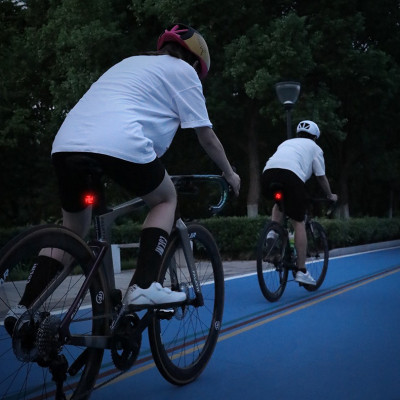 Đèn Hậu Xe Đạp Thông Minh 10 mẫu hình CYGM-2213 Chống Nước IPX6 USB Type-C Sáng Phanh tự động An Toàn Ban Đêm Auto-Stop - Mai Lee