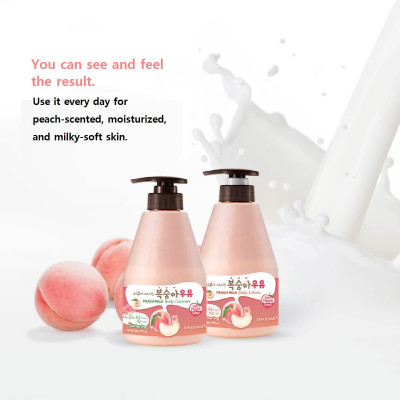 Sữa dưỡng thể đào và sữa ong chúa Welcos Kwailnara Milk Body Lotion dưỡng ẩm và tái tạo da Hàn Quốc 560 g
