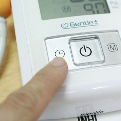 Máy Đo Huyết Áp Bắp Tay Microlife A3 Basic