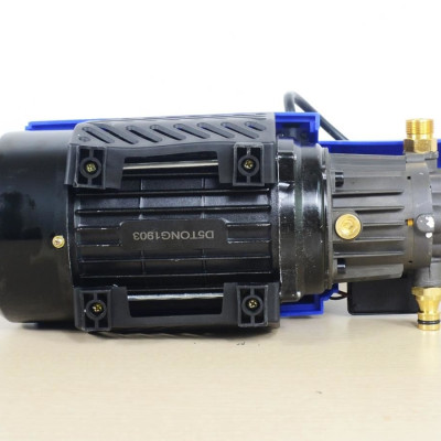 Máy rửa xe YASU 1800W tặng bình bọt tuyết