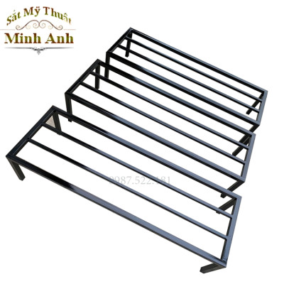 Kệ kê chậu cây Dài 80 -90 cm. Rộng 20-25-30cm. Cao 10-15-20-25-30cm. Hộp thép 16 x16mm. 2 nan phụ ( Hàng Chính Hãng )