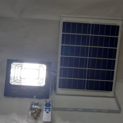 Đèn năng lượng mặt trời, Đèn led pha năng lượng mặt trời 100w