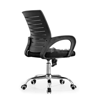 Ghế xoay văn phòng lưng trung dàng cho nhân viên CE4264-M Nội thất Capta Ghế nhân viên lưng lưới nệm vải màu đen có tay nhựa cong  