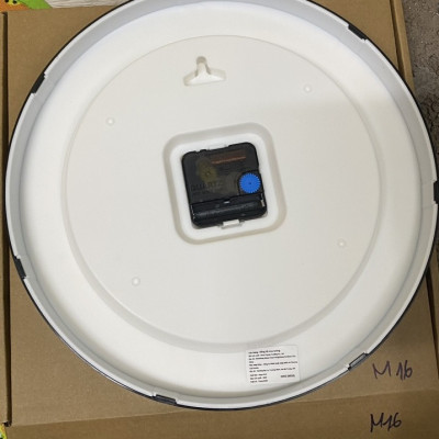 Đồng hồ treo tường - M8