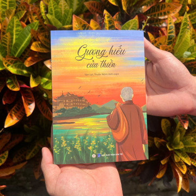 Sách - Gương Hiếu Cửa Thiền - Vạn Lợi Quán Như - Vĩnh Nghiêm Books