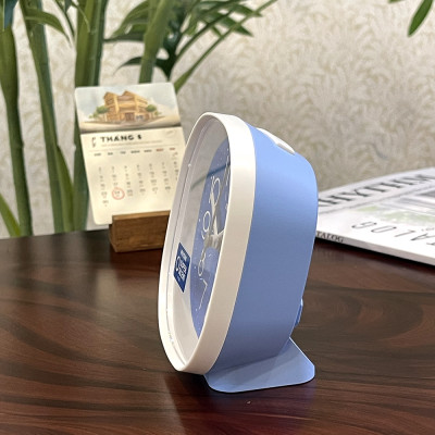 Đồng hồ Rhythm 8RE674WR04 – Kt 10.0 x 10.3 x 5.7cm, 110g. Vỏ nhựa, dùng PIN