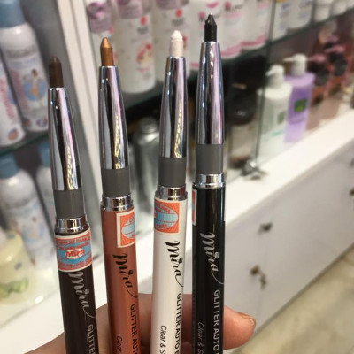 Chì mí kim tuyến Mira Glitter Auto Eyeliner Pen Hàn Quốc tặng kèm móc khoá