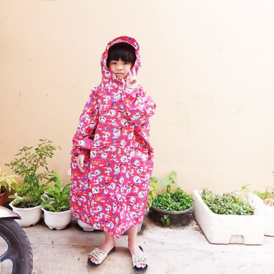 Áo mưa bít , áo đi mưa cho bé từ 7 - 10 tuổi , vải dù , chống thấm nước , họa tiết hoạt hình nhiều màu ,kèm túi đựng , giao màu ngẫu nhiên