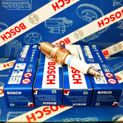 Bộ 04 Bugi Bosch 03 Chấu Chevrolet Captiva, Lacetti, Vivant, Toyota Land Cruiser, Corolla II