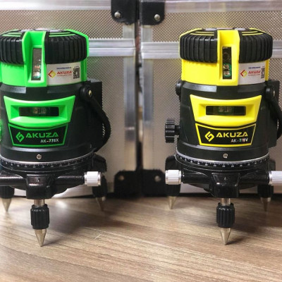 Máy cân mực laser AKUZA 5 tia xanh SIÊU SÁNG - Tặng chân 1,2 m