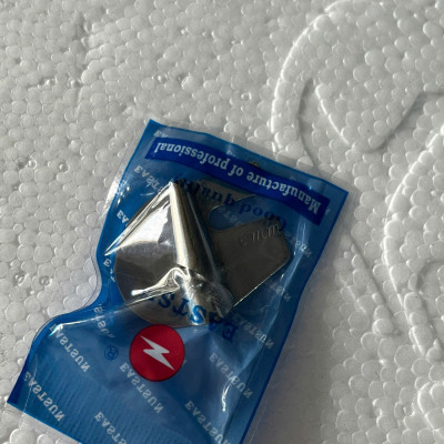 [HÀNG CHÍNH HÃNG] CỬ CUỐN LAI GẮN TRÊN MẶT NGUYỆT SỬ DỤNG CHO MÁY MAY GIA ĐÌNH CỔ ĐIỂN VÀ MÁY MAY CÔNG NGHIỆP