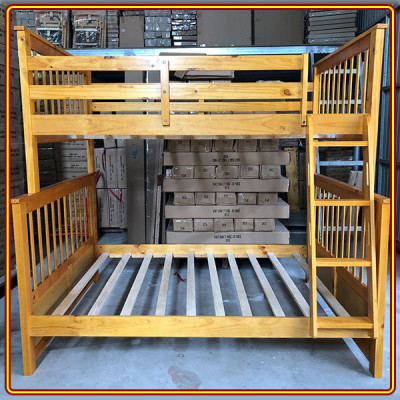 Giường 3 tầng màu vàng Tundo trên 1m2 dưới 1m4