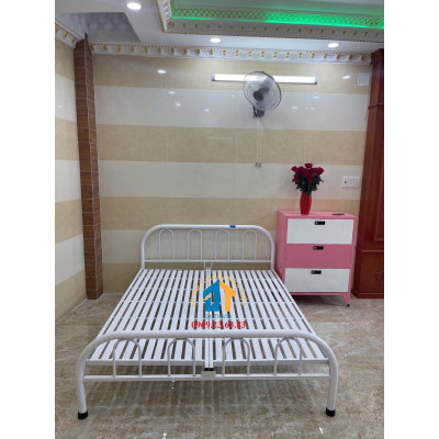 Giường sắt kích cỡ 3 người nằm kiểu dáng hiện đại 1m8x2m - ĐẠI THÀNH