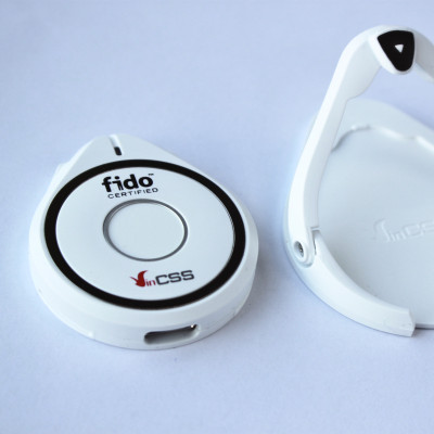 Khóa bảo mật VinCSS FiDO2® Fingerprint (NFC/Bluetooth/USB-C) - Multi Factor authentication (MFA) - Security Key and passkey - Chuẩn FIDO2 - Bảo vệ tài khoản online -  Hàng chính hãng