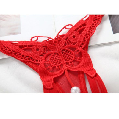 Quần lót hình bướm đính hạt